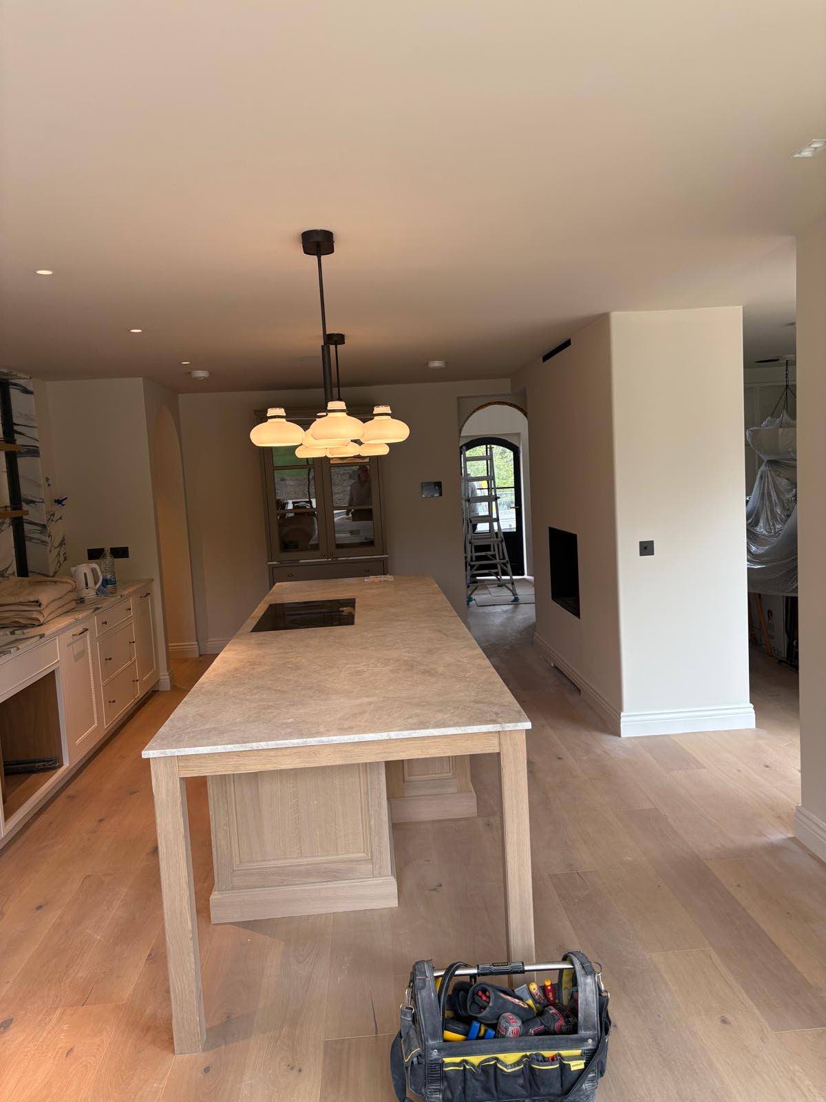 Open-plan kitchen and dining room